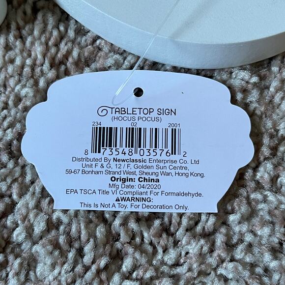 🏚️ NWT Hocus Pocus Witch Hat Table Top Sign Halloween Decor Target - Picture 4 of 16